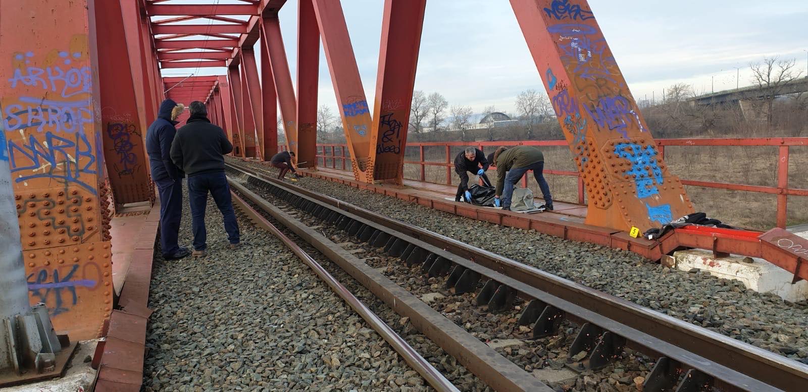 84674830_180330376520962_2648686935370891264_n