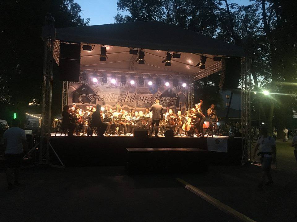 51116859_735294776864842_5445376923343519744_n