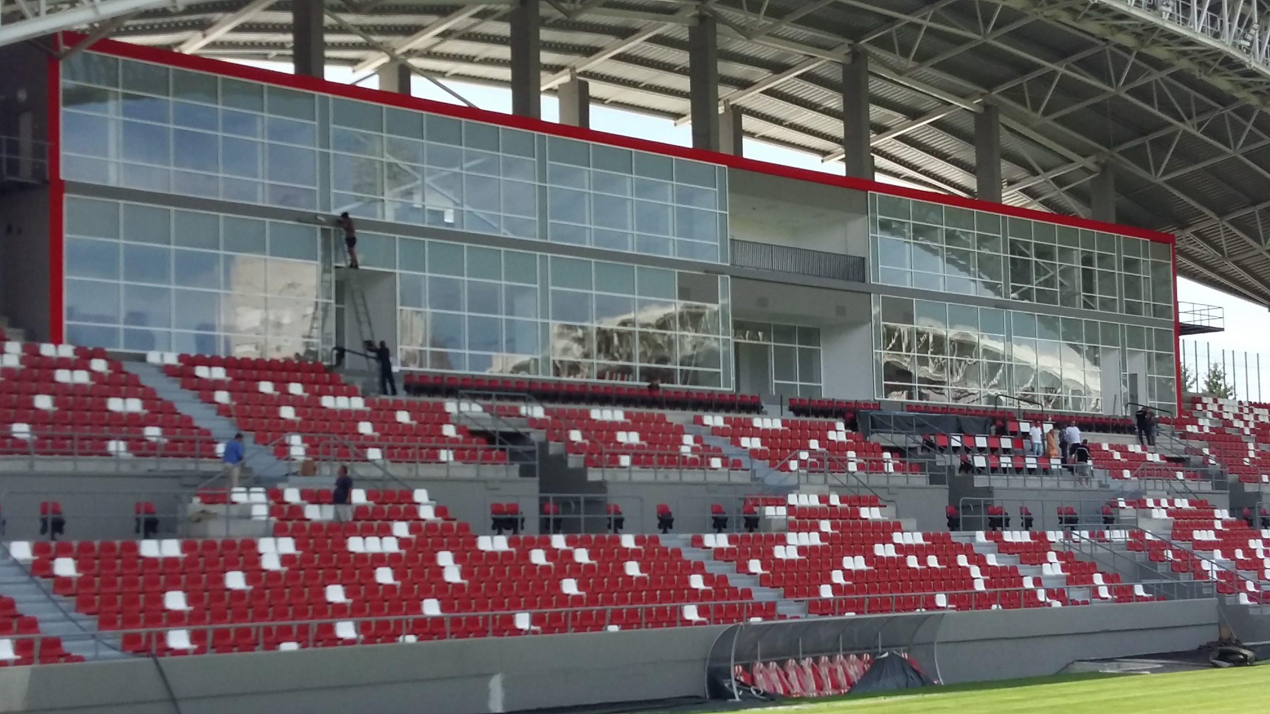 Uta Arad Stadion / Design Stadionul Francisc Von Neuman ...