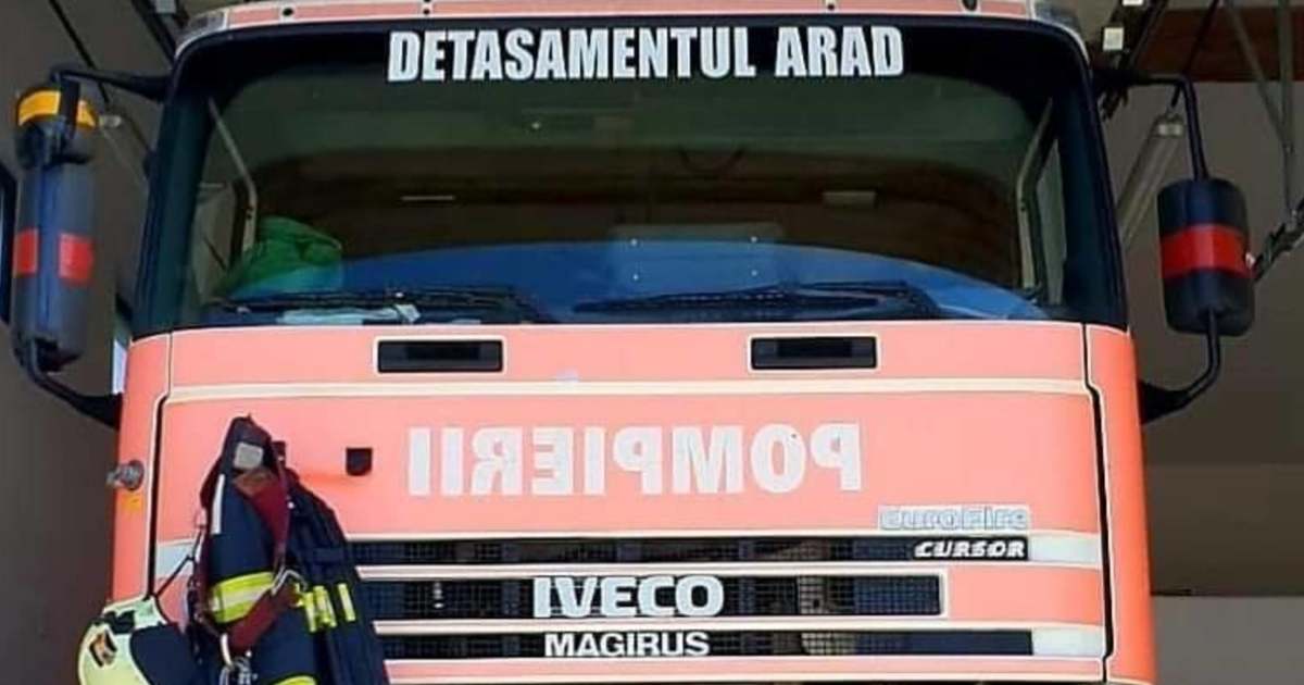 Incendiu la un apartament, în Vlaicu. O persoană găsită în locuință