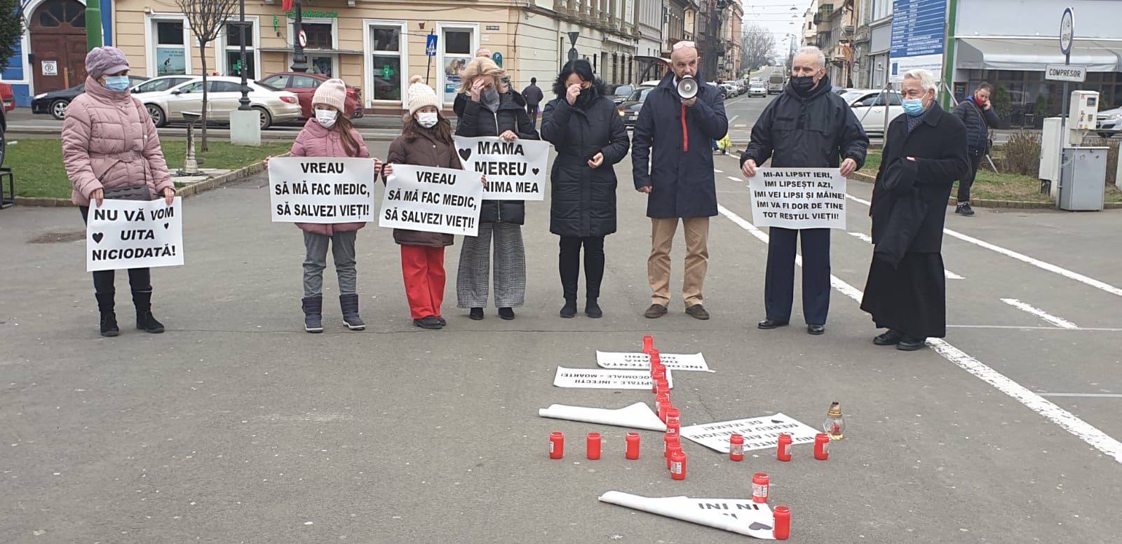 Protest-comemorare în Piaţa Avram Iancu FOTO: V.O.