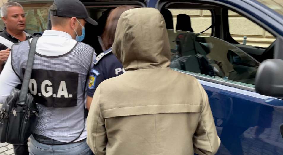 3687779audieritribunalparchetcurteadeapel9