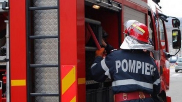 Incendiu la o autoutilitară pe autostrada Arad-Nădlac
