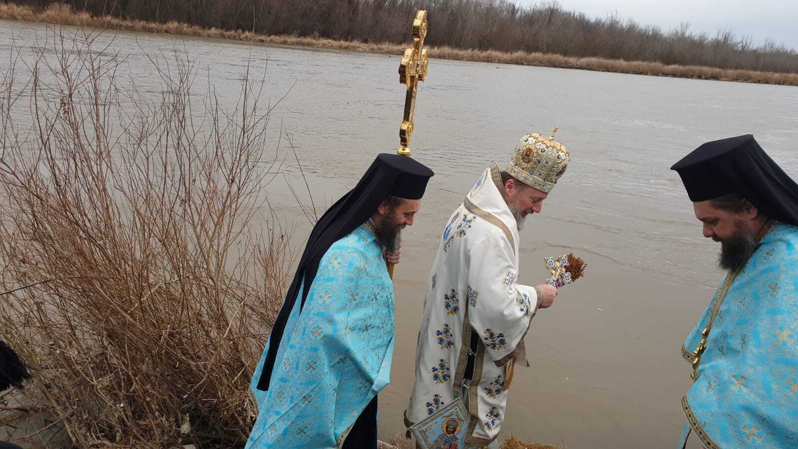 f171e6b5-20dd-4dbc-8aab-69d8bda95db5