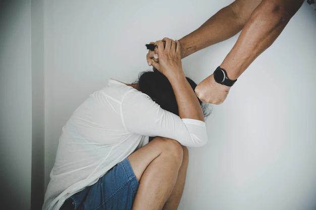 Au primit protecție față de soții și concubinii violenți