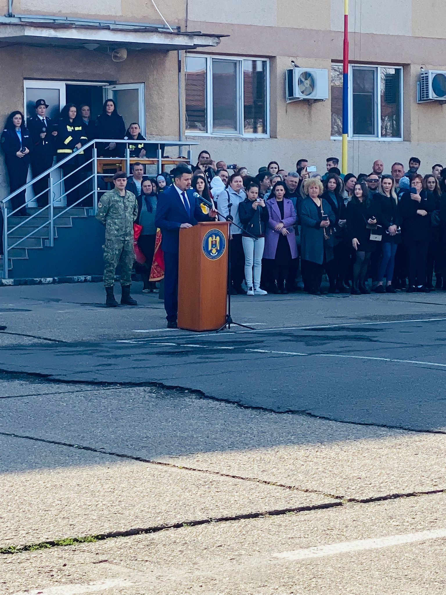 b2ea286d-aa88-4948-8485-63b49284ec5e