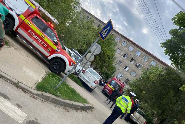 Timișoara: O femeie s-a aruncat de pe bloc  împreună cu copiii ei