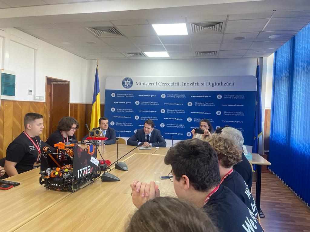 d2d17bef-e9dd-4c5e-954e-20dd45785a60