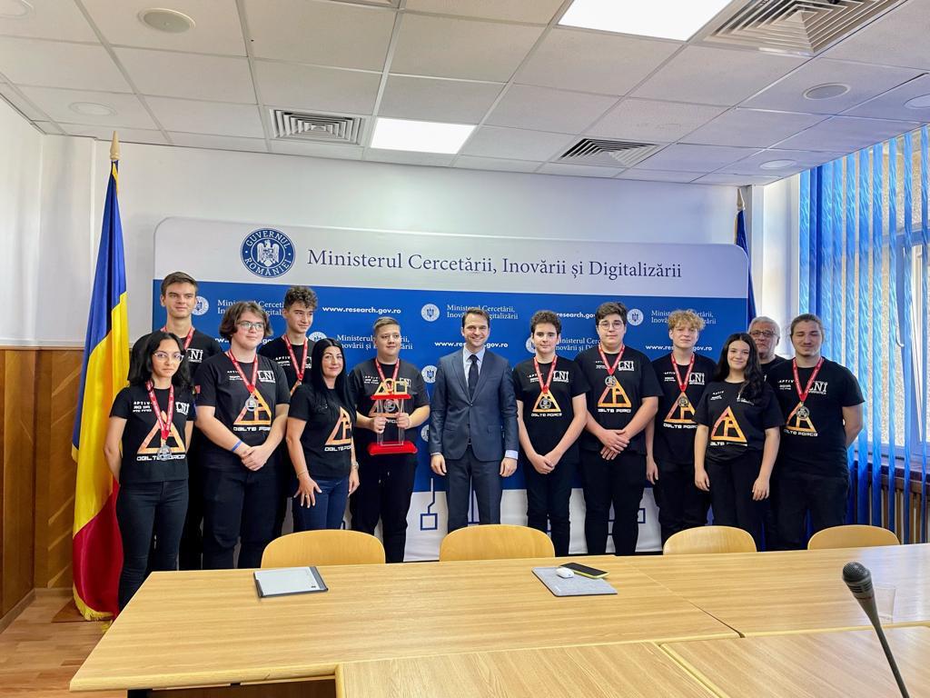 1b7d1a70-1d30-4e7d-b6ae-131d6e36335c