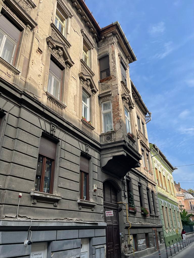 WhatsApp Image 2022-10-11 at 11.26.46 AM (9)