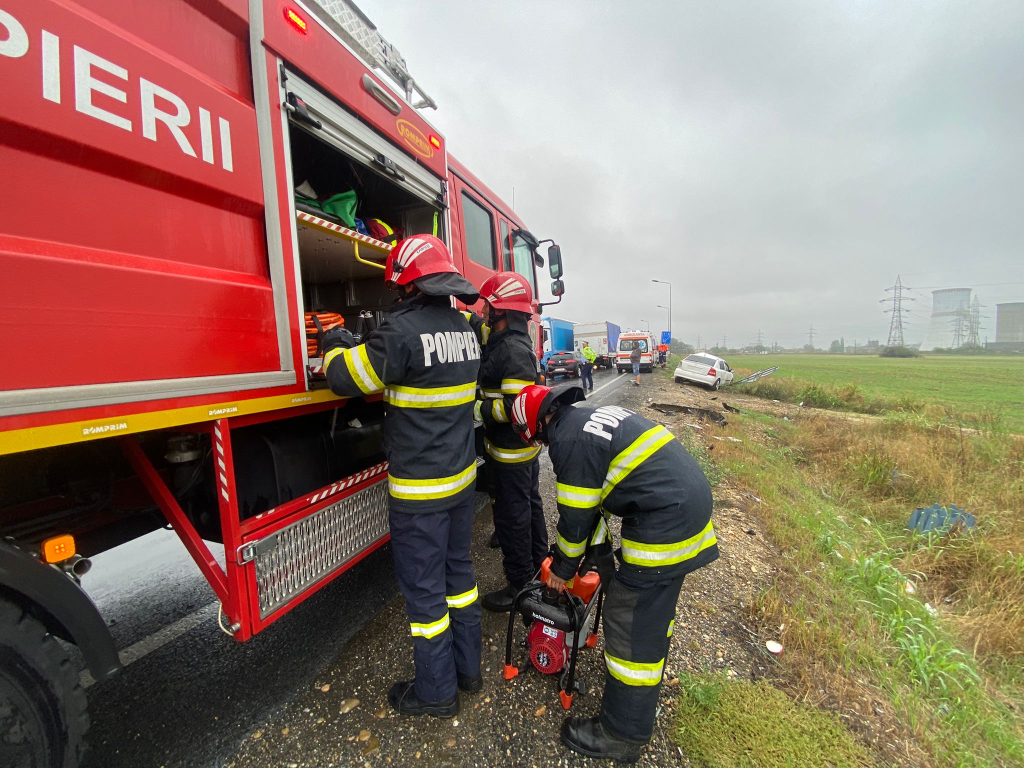 Accident între un camion și un autoturism pe autostrada Arad-Nădlac