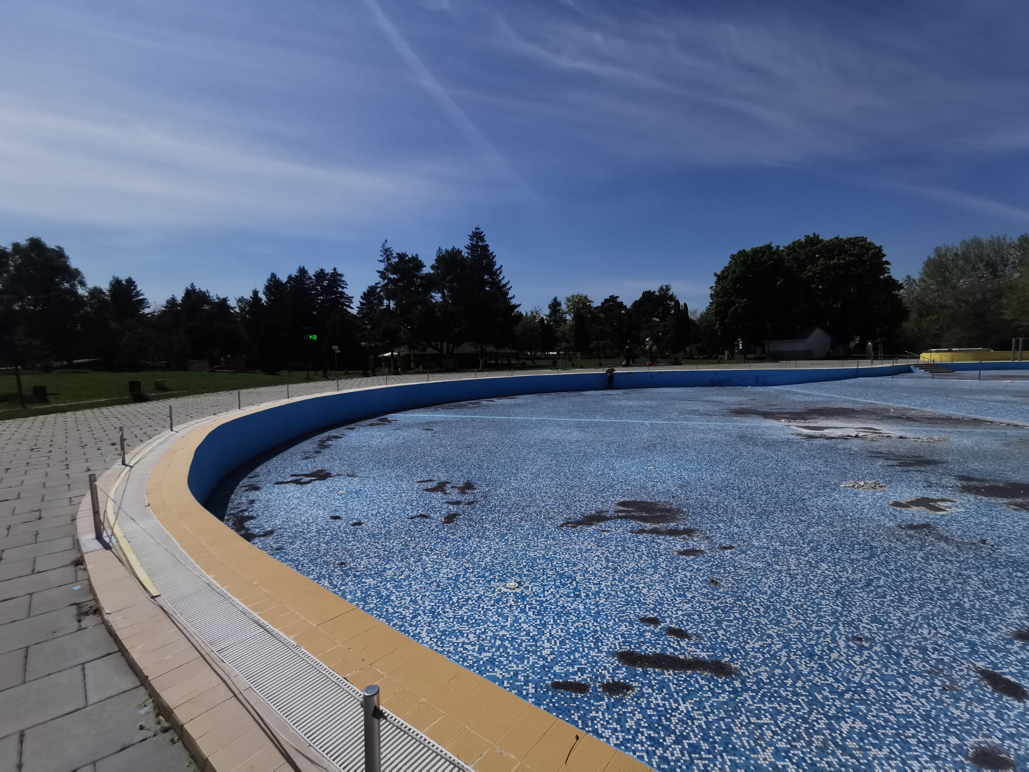 WhatsApp Image 2023-04-30 at 21.44.47 (4)