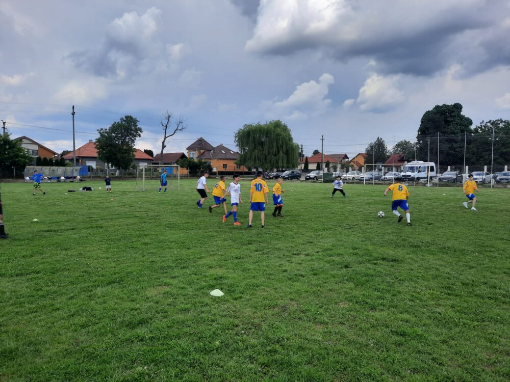FOTO | A început „Cupa Arhiepiscopiei Aradului” la fotbal