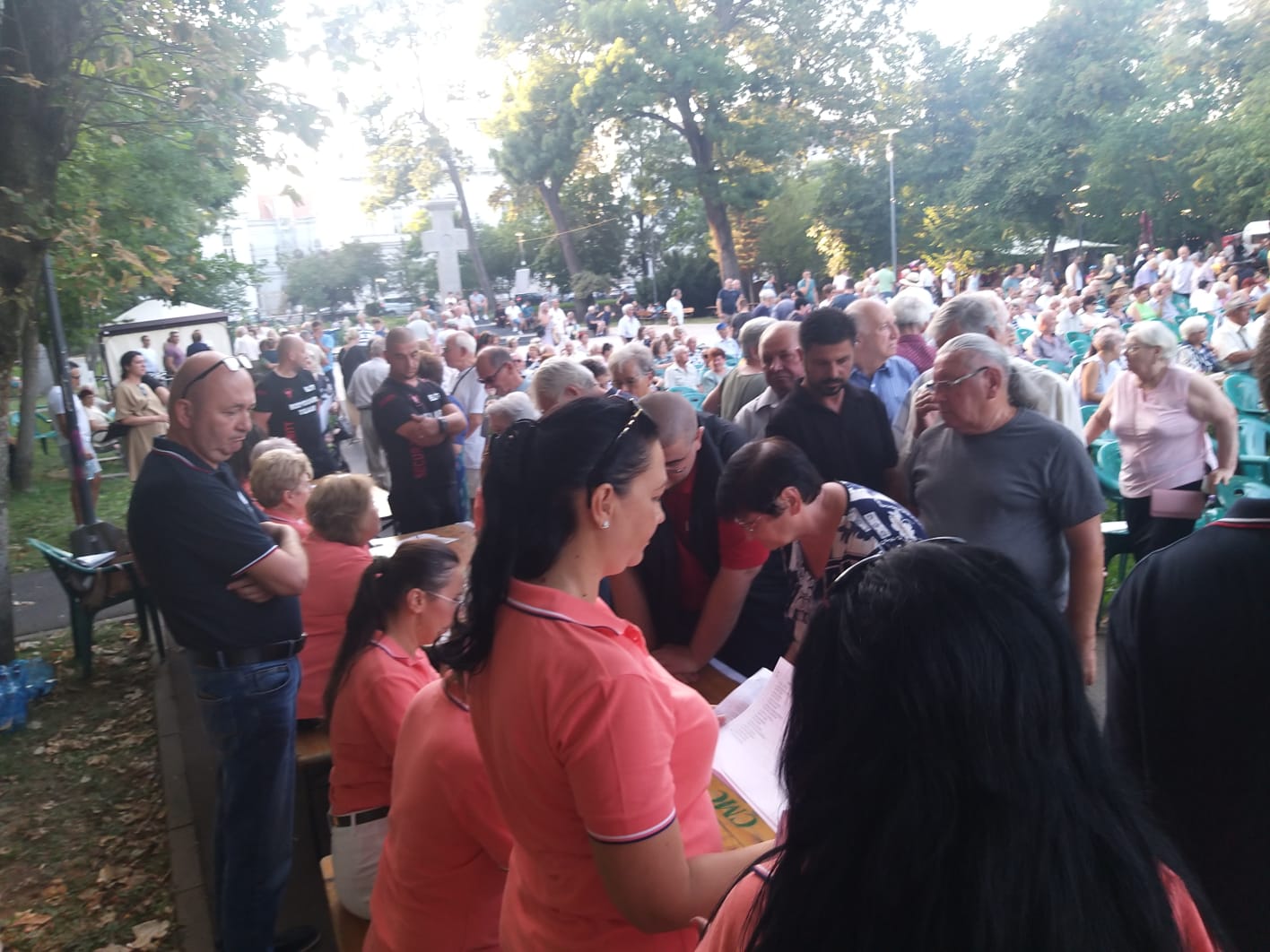 e8d4587c-4de9-4d29-82d5-508376cc51ff