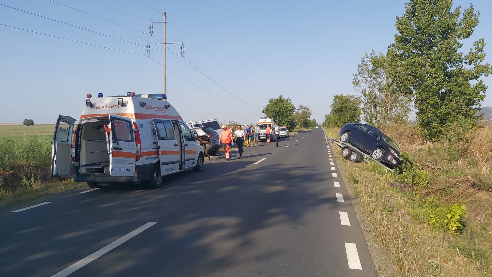 FOTO | Trei mașini implicate într-un accident între Horia și Șiria
