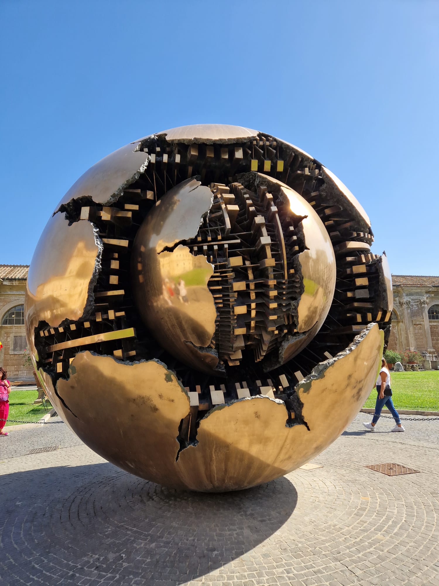 WhatsApp Image 2023-10-02 at 15.42.01 (3)