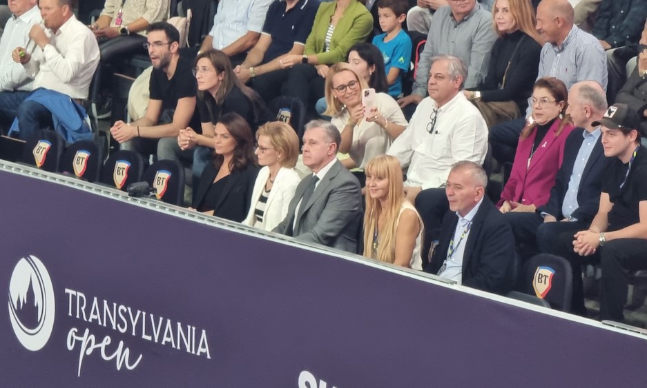 10tribuna oficială k15