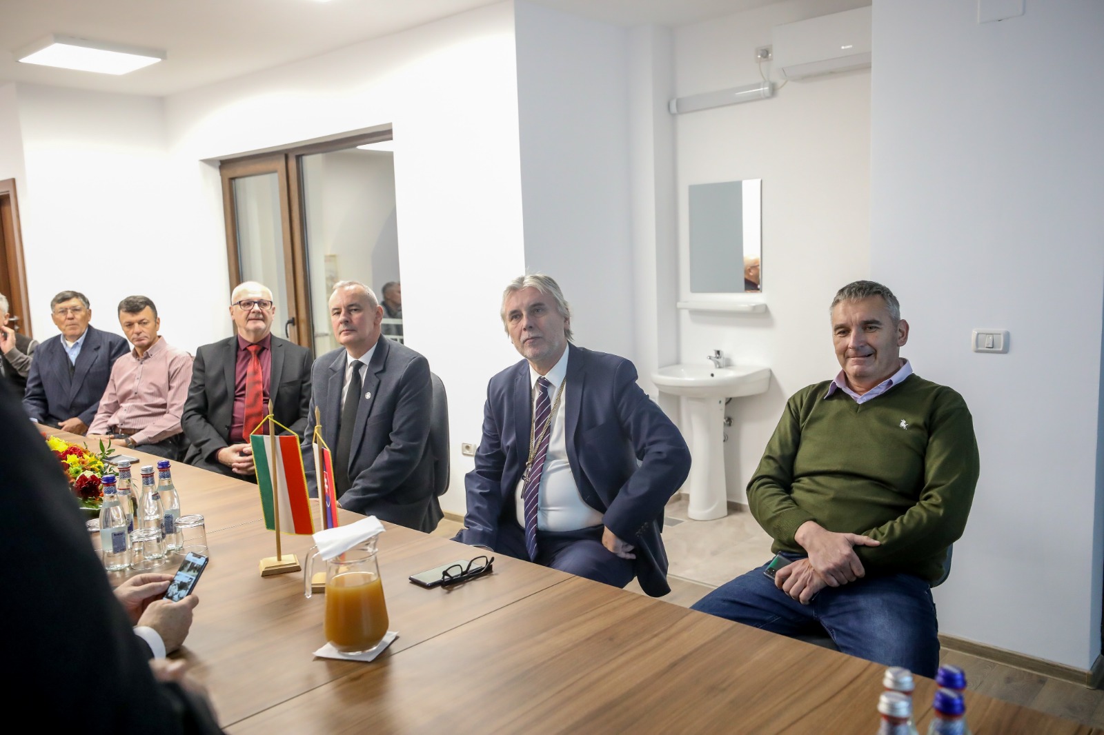 WhatsApp Image 2023-11-20 at 18.28.51 (1)