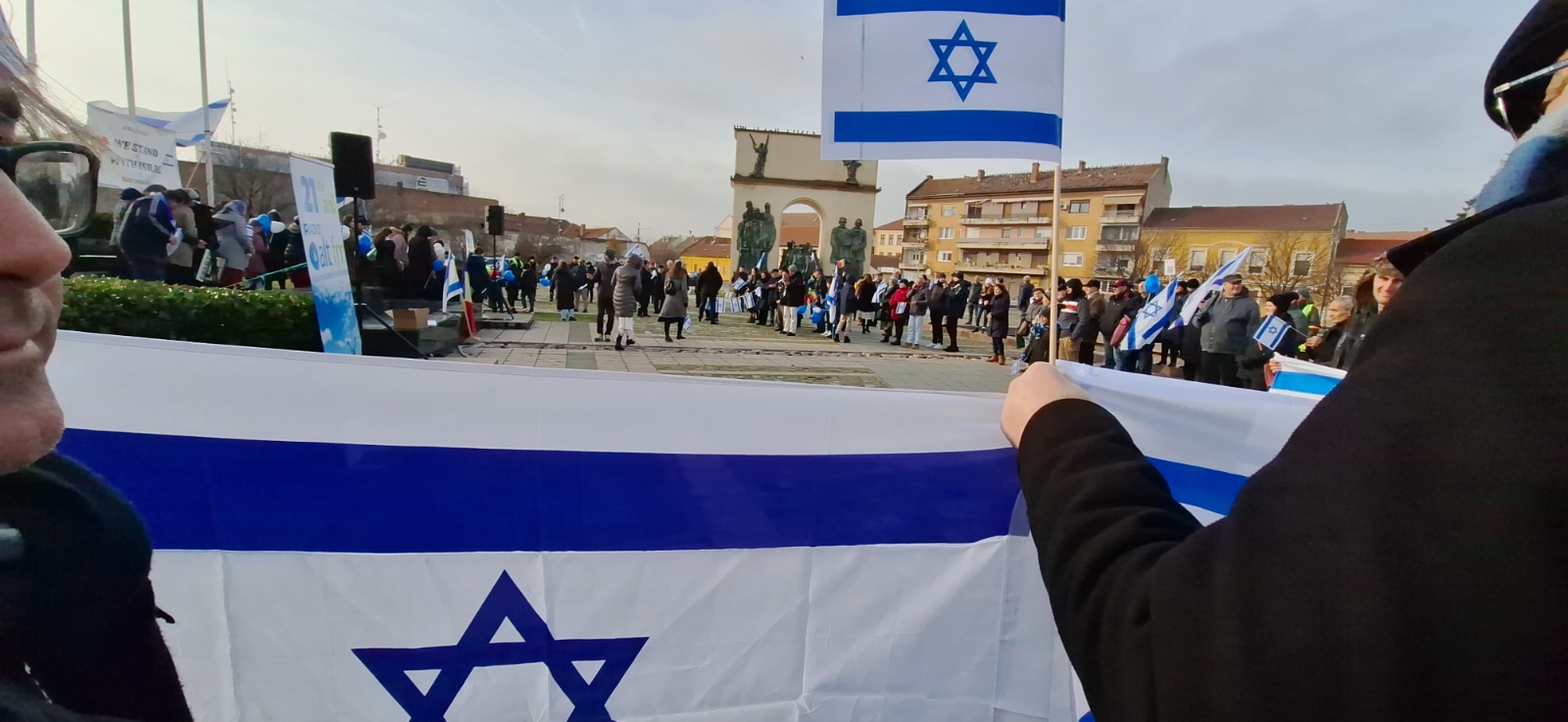 WhatsApp Image 2023-12-09 at 17.27.16 (4)