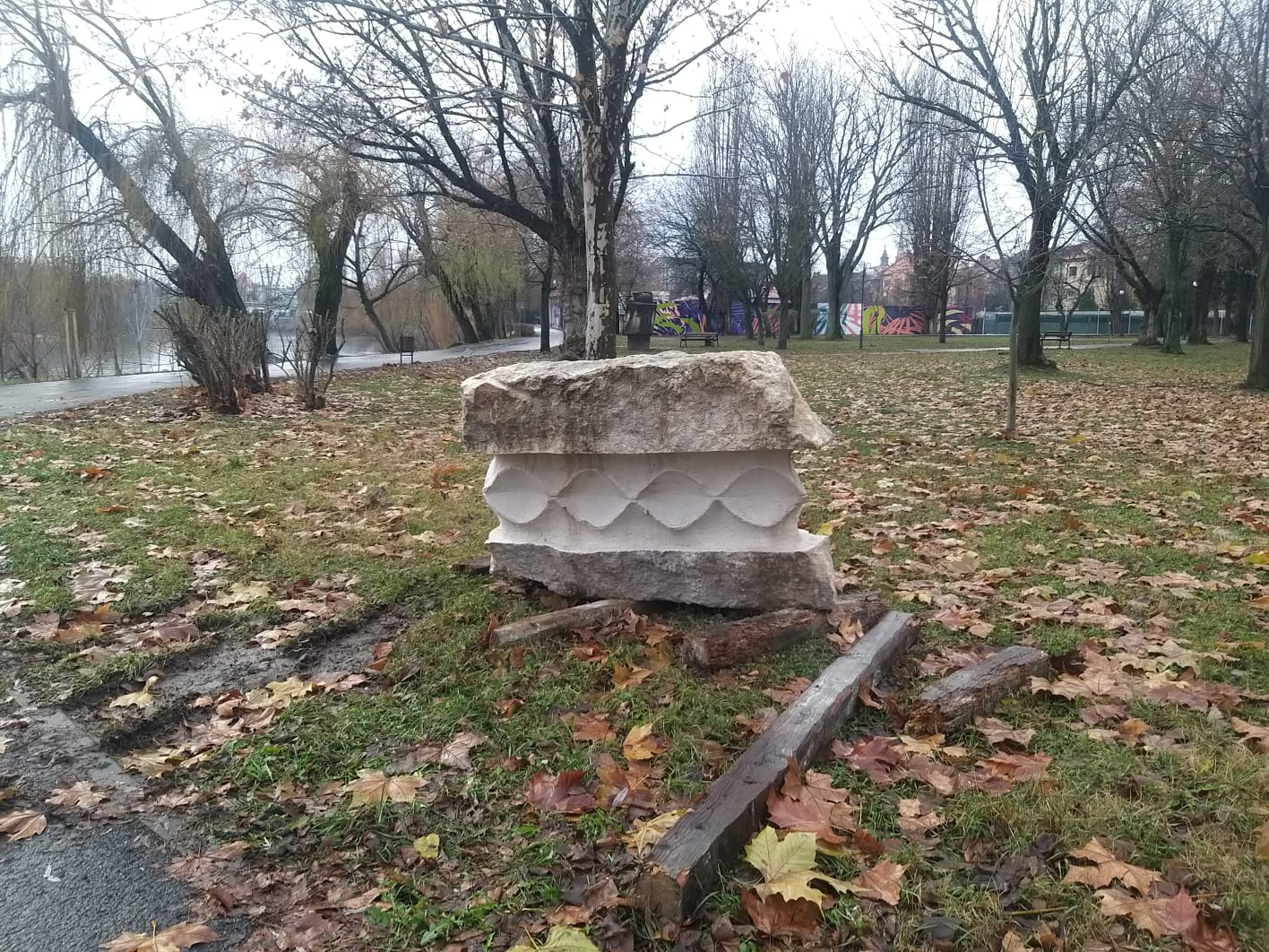 3e5b681c-765f-4dfa-bd5e-3171d3c3122b