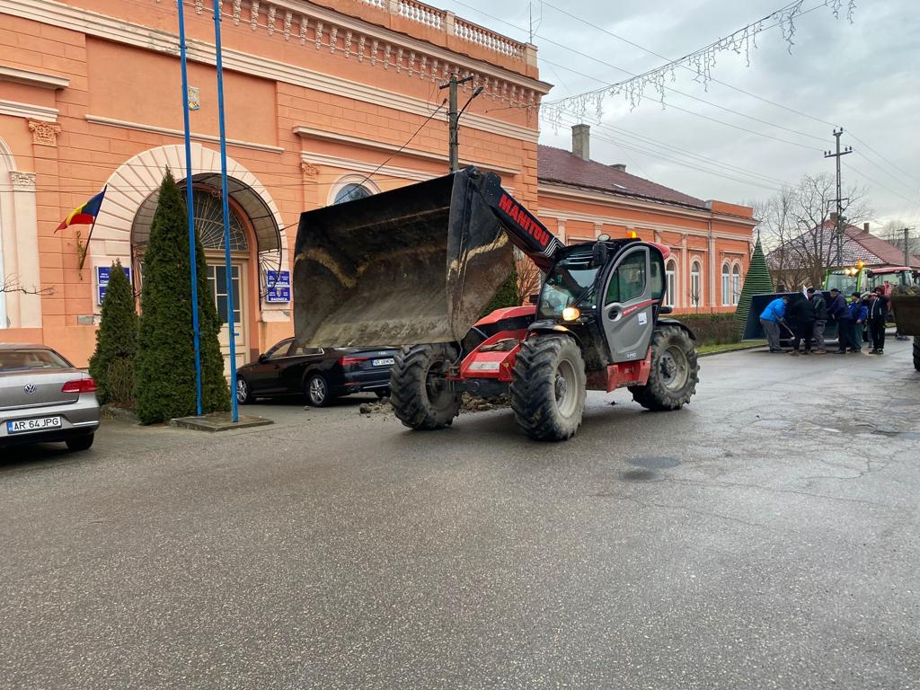 WhatsApp Image 2024-01-15 at 16.29.52 (1)