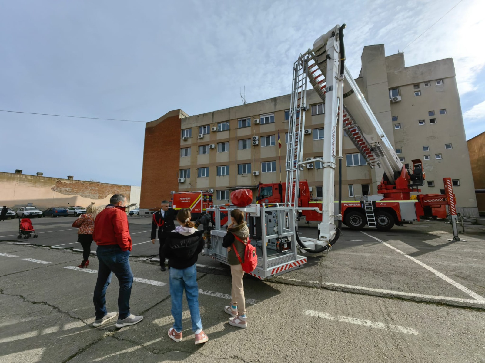 WhatsApp Image 2024-02-28 at 15.00.43 (1)