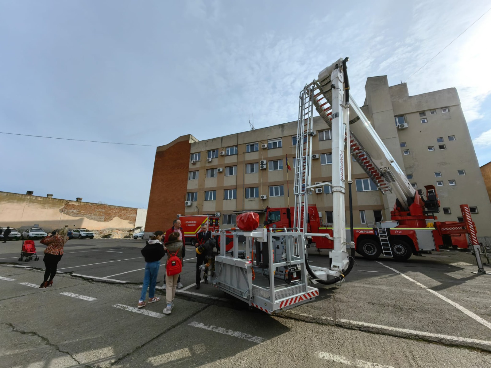 WhatsApp Image 2024-02-28 at 15.00.43 (4)