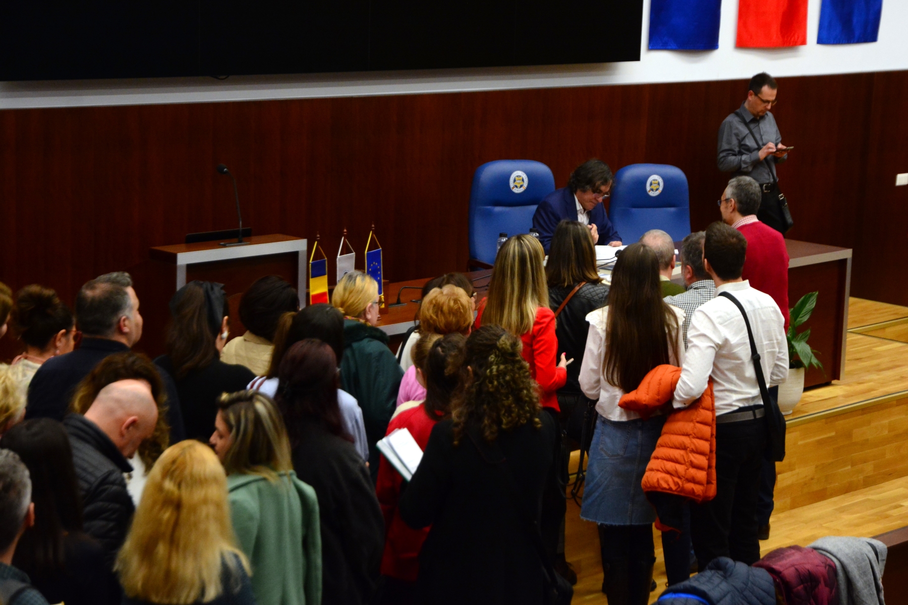 9424401CartaresculaOradea44