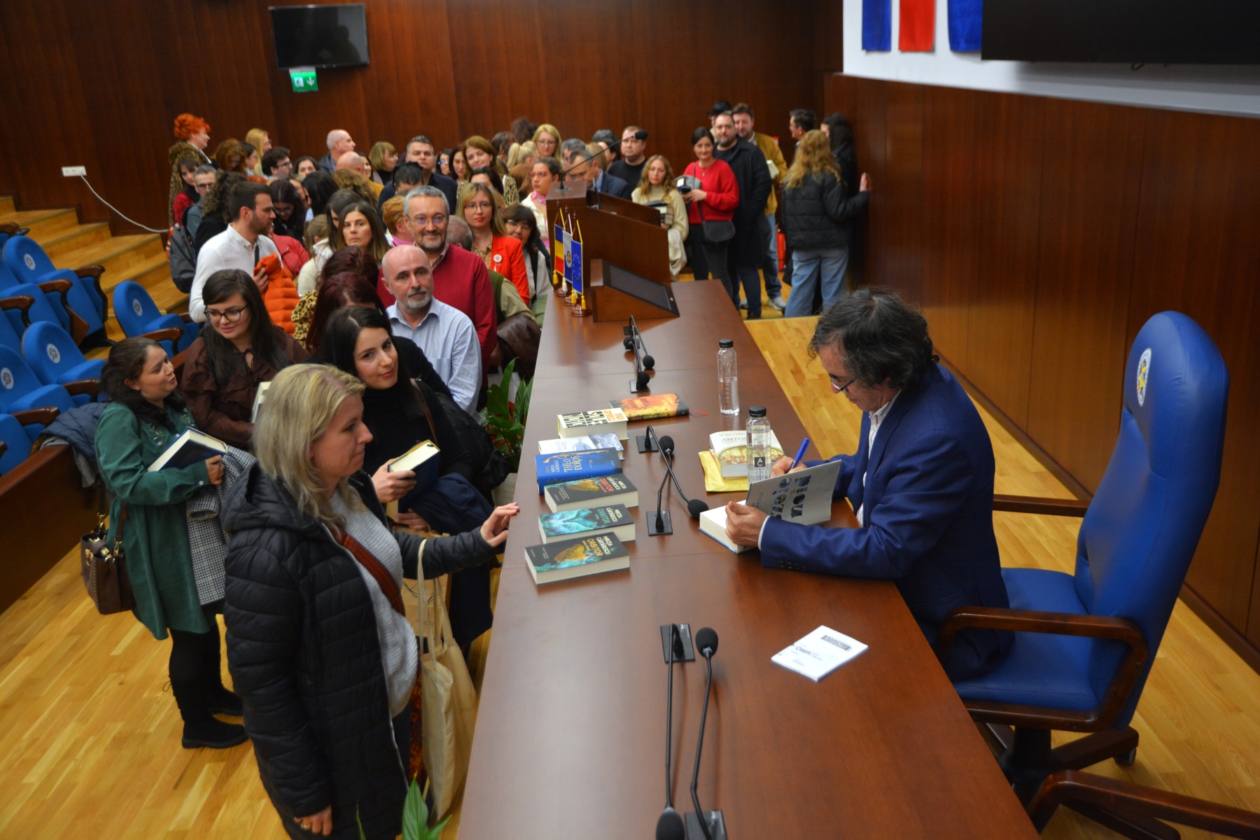 9424367CartaresculaOradea39