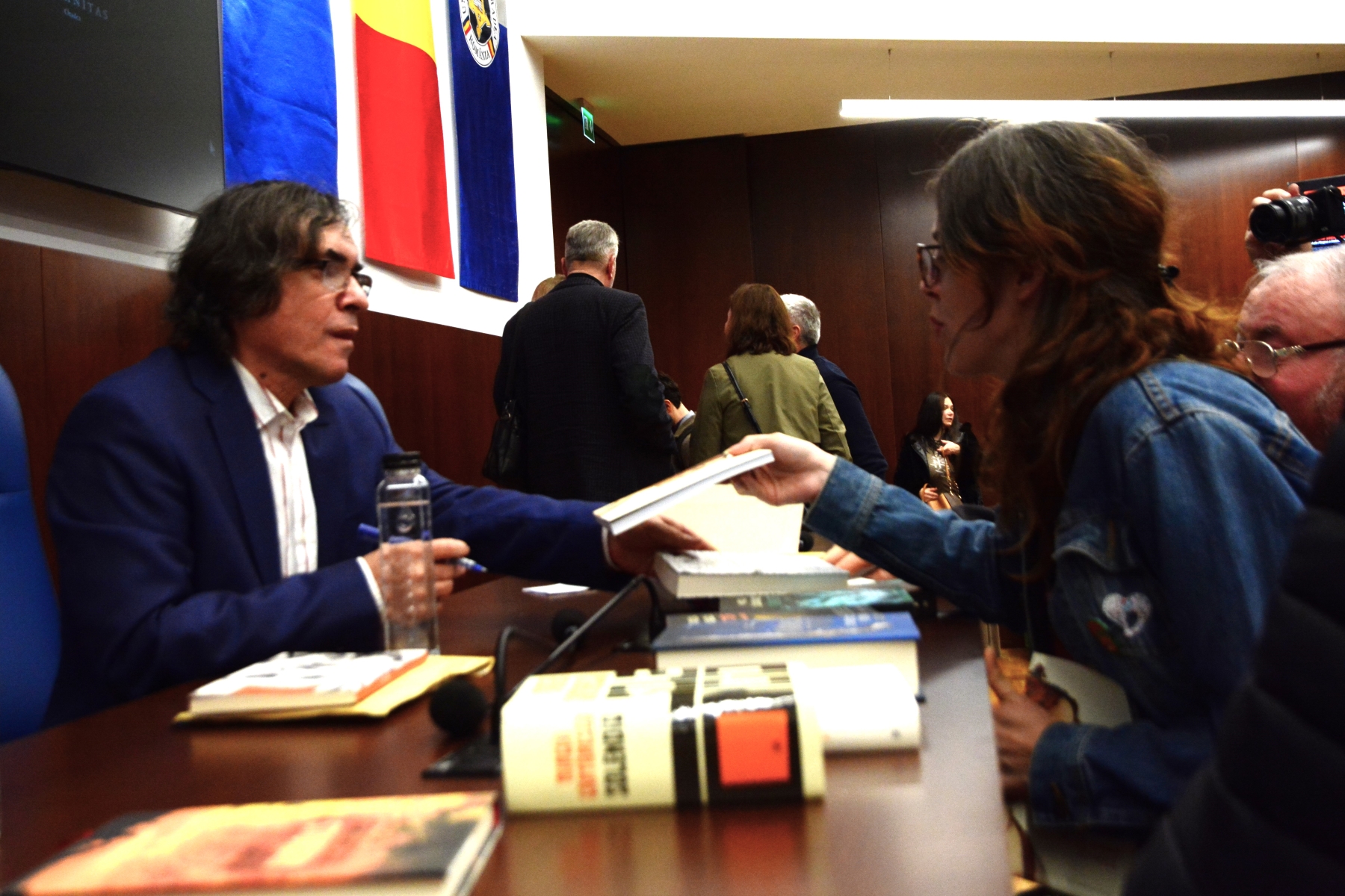 9424352CartaresculaOradea32