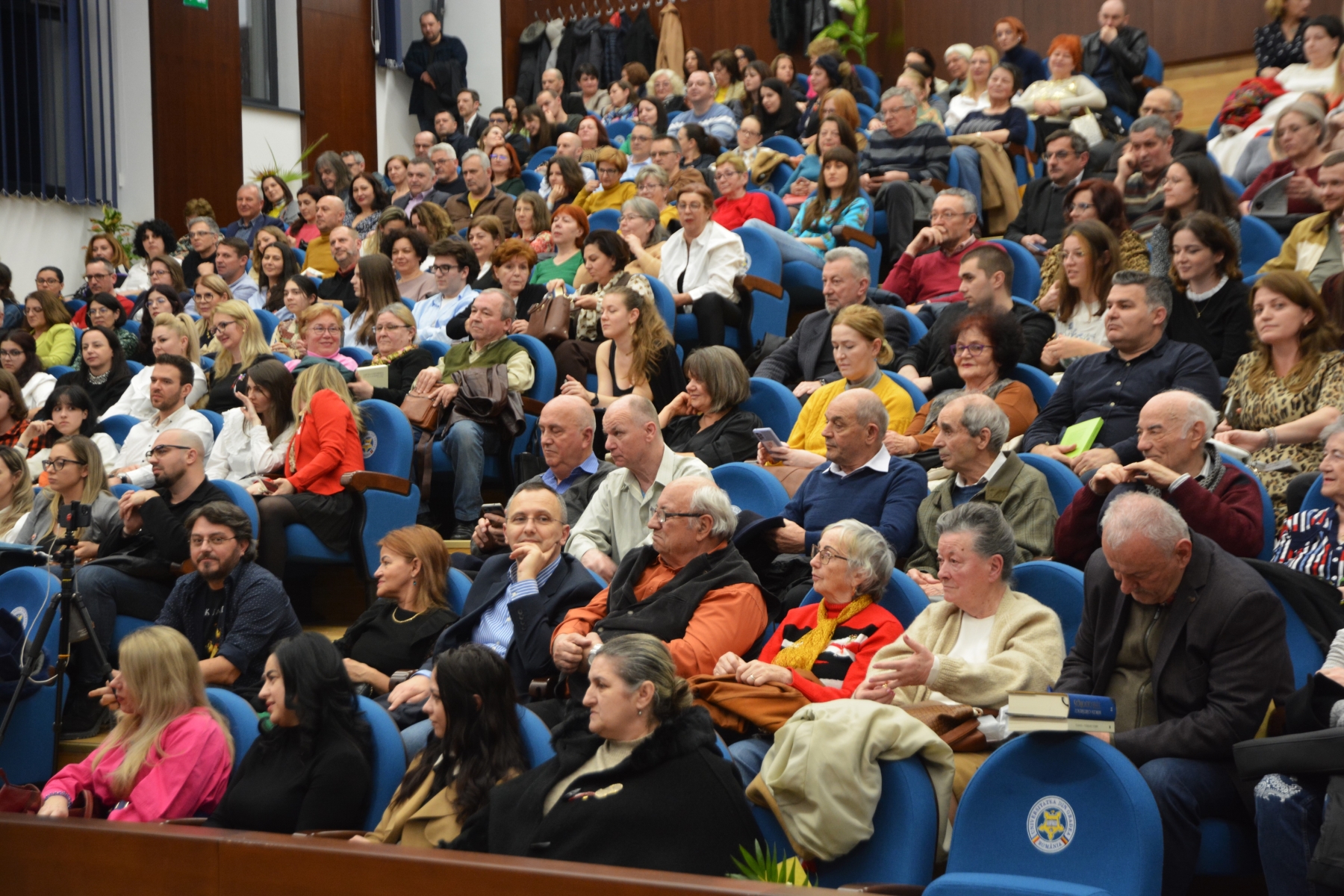 9424321CartaresculaOradea29