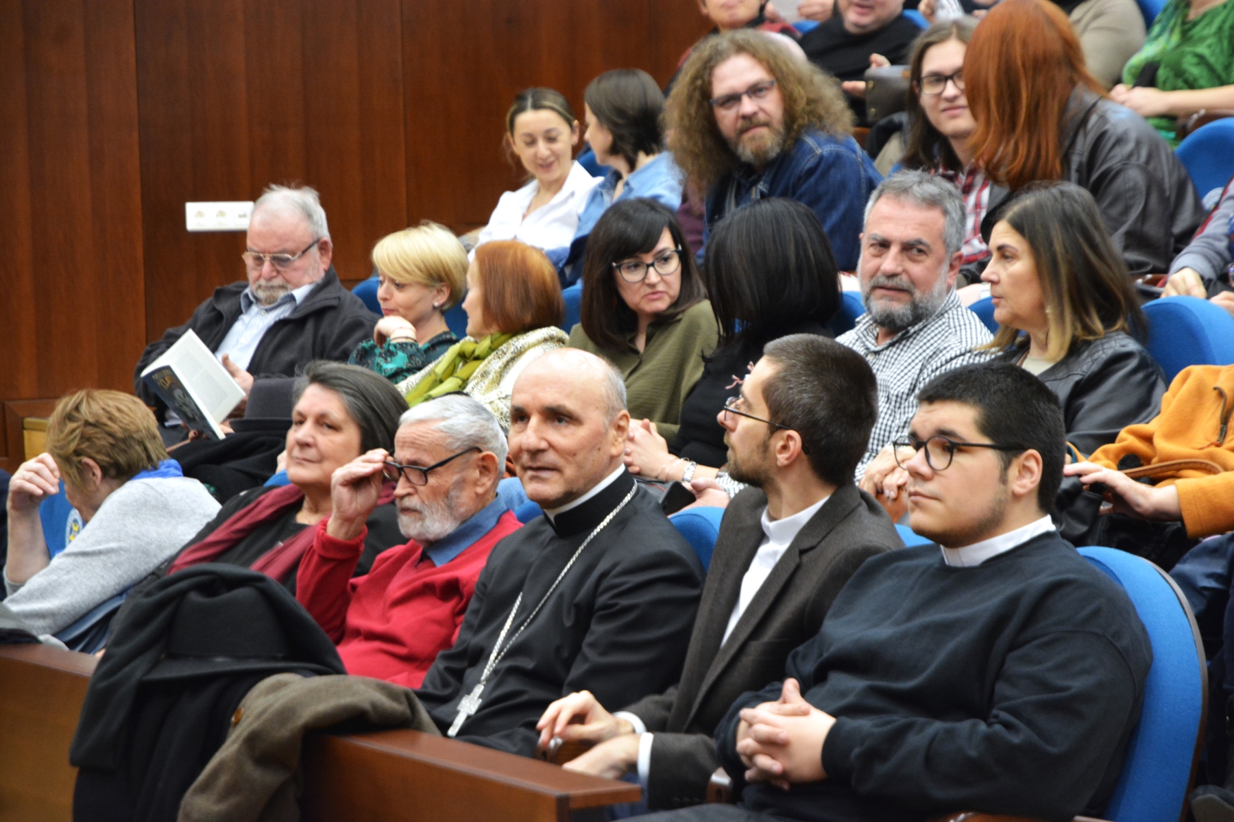 9424287CartaresculaOradea11