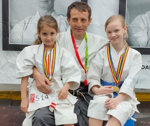 Medaliate la CN de karate tradiţional