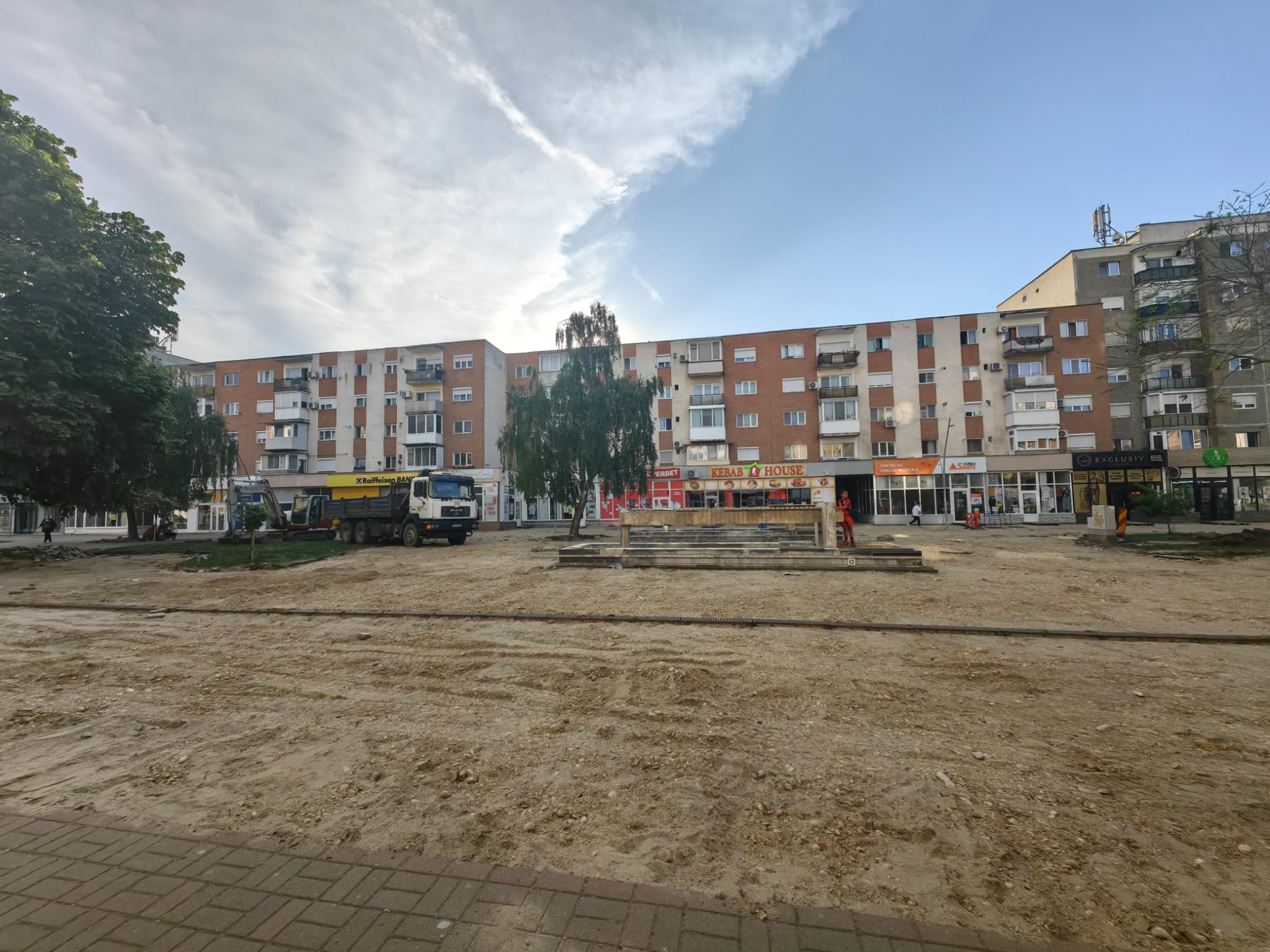 WhatsApp Image 2024-04-17 at 11.34.39