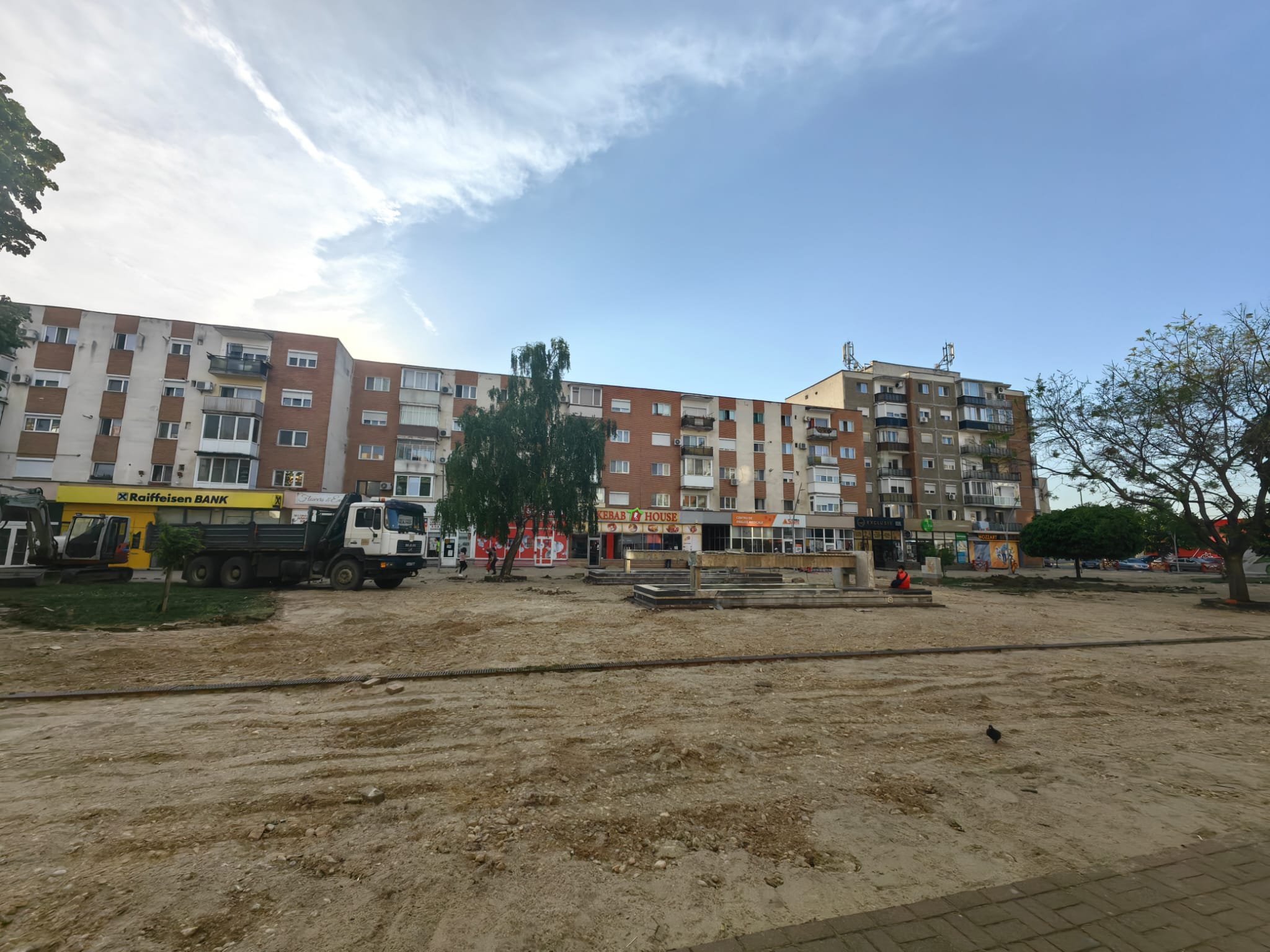 WhatsApp Image 2024-04-17 at 11.34.41