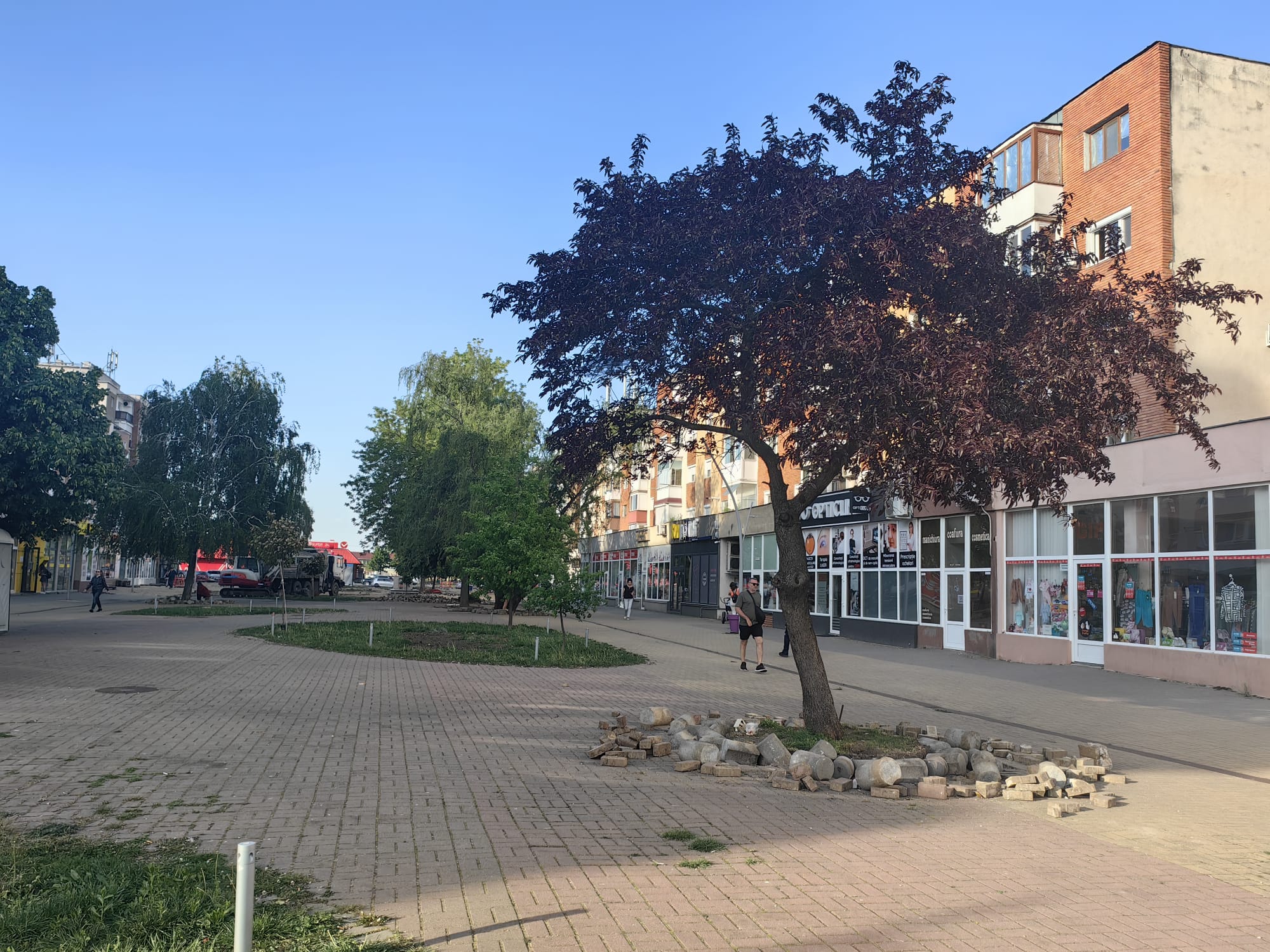 WhatsApp Image 2024-04-17 at 11.34.42 (6)