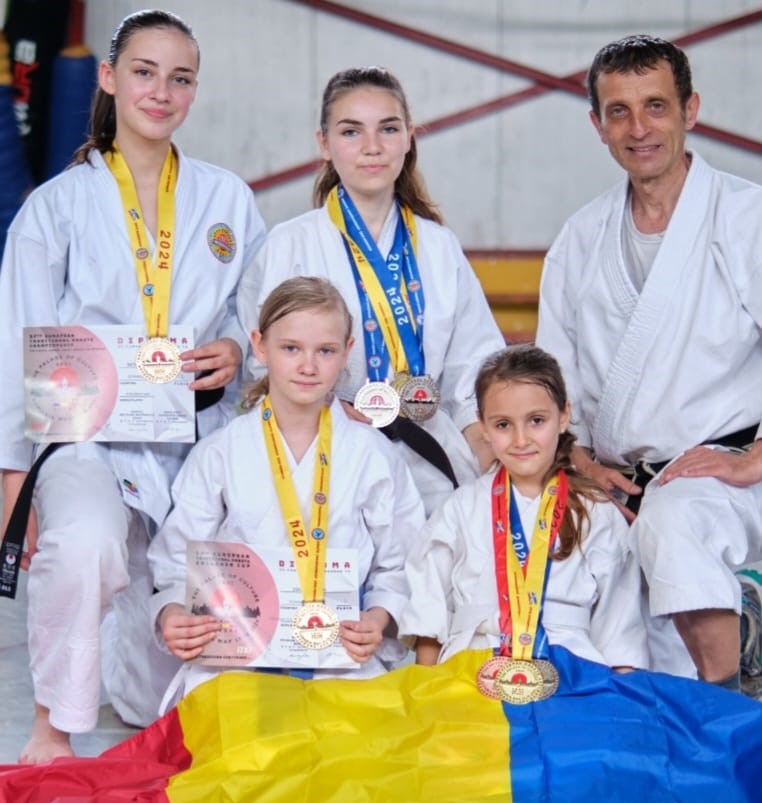 Medalii la „europenele” de karate tradiţional