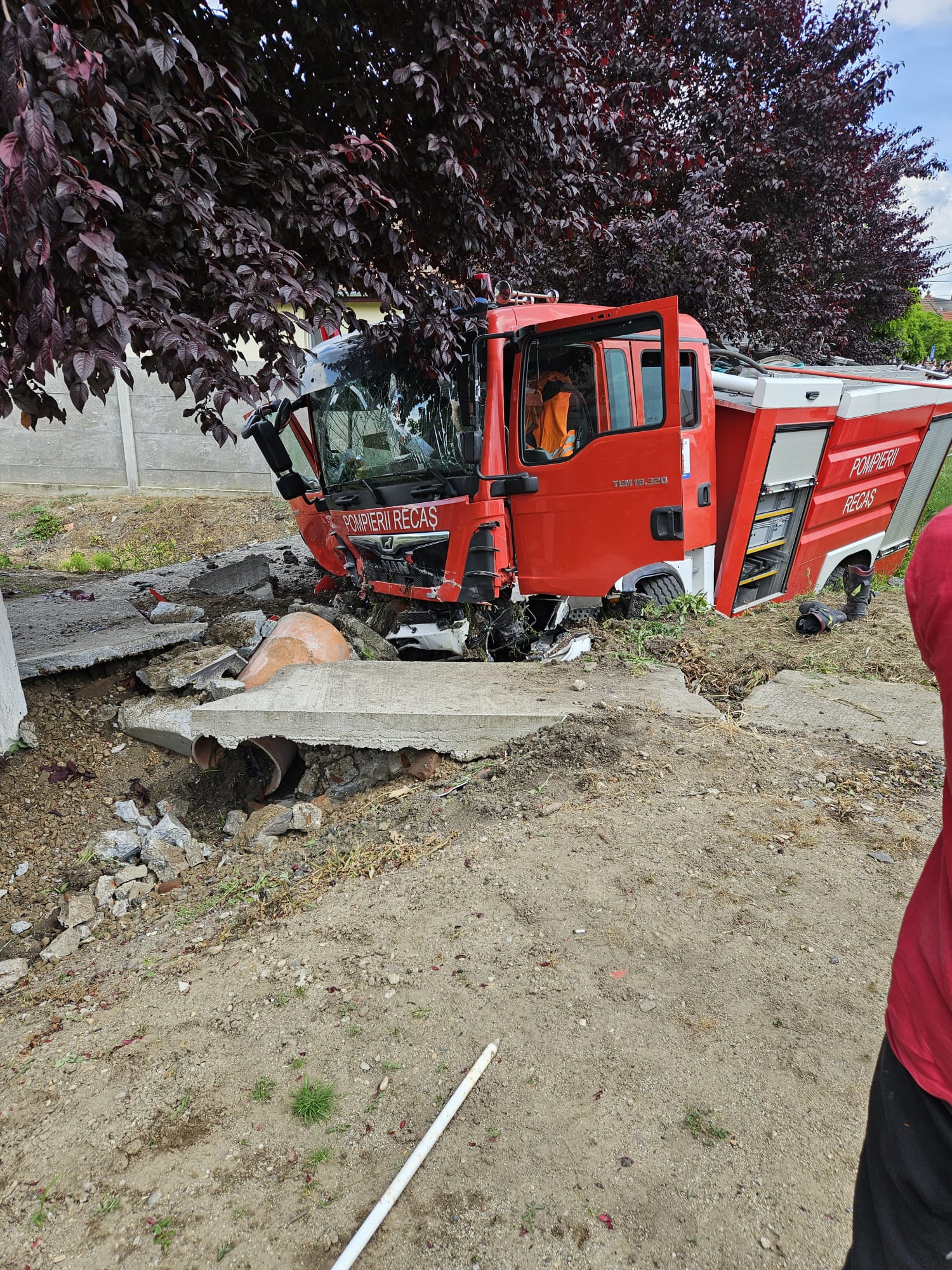 6647626accidentrecaspompieri1