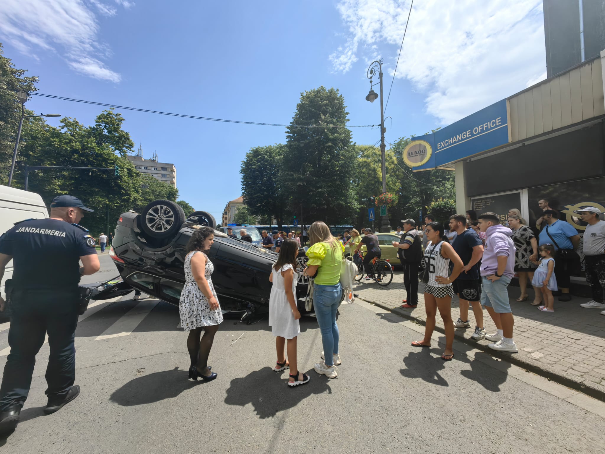 WhatsApp Image 2024-05-27 at 14.01.02 (1)