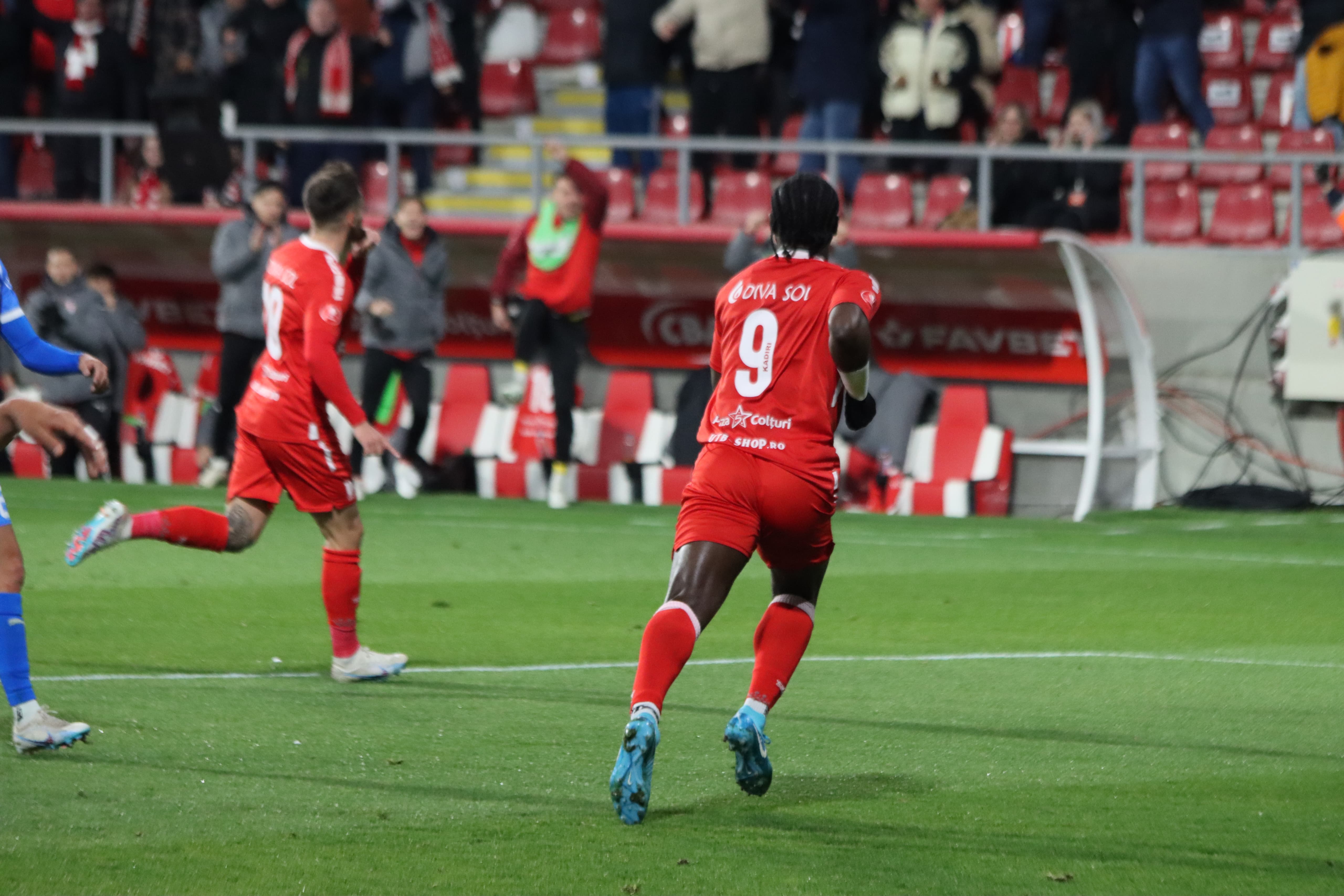 WhatsApp Image 2024-11-25 at 21.30.23 (1)