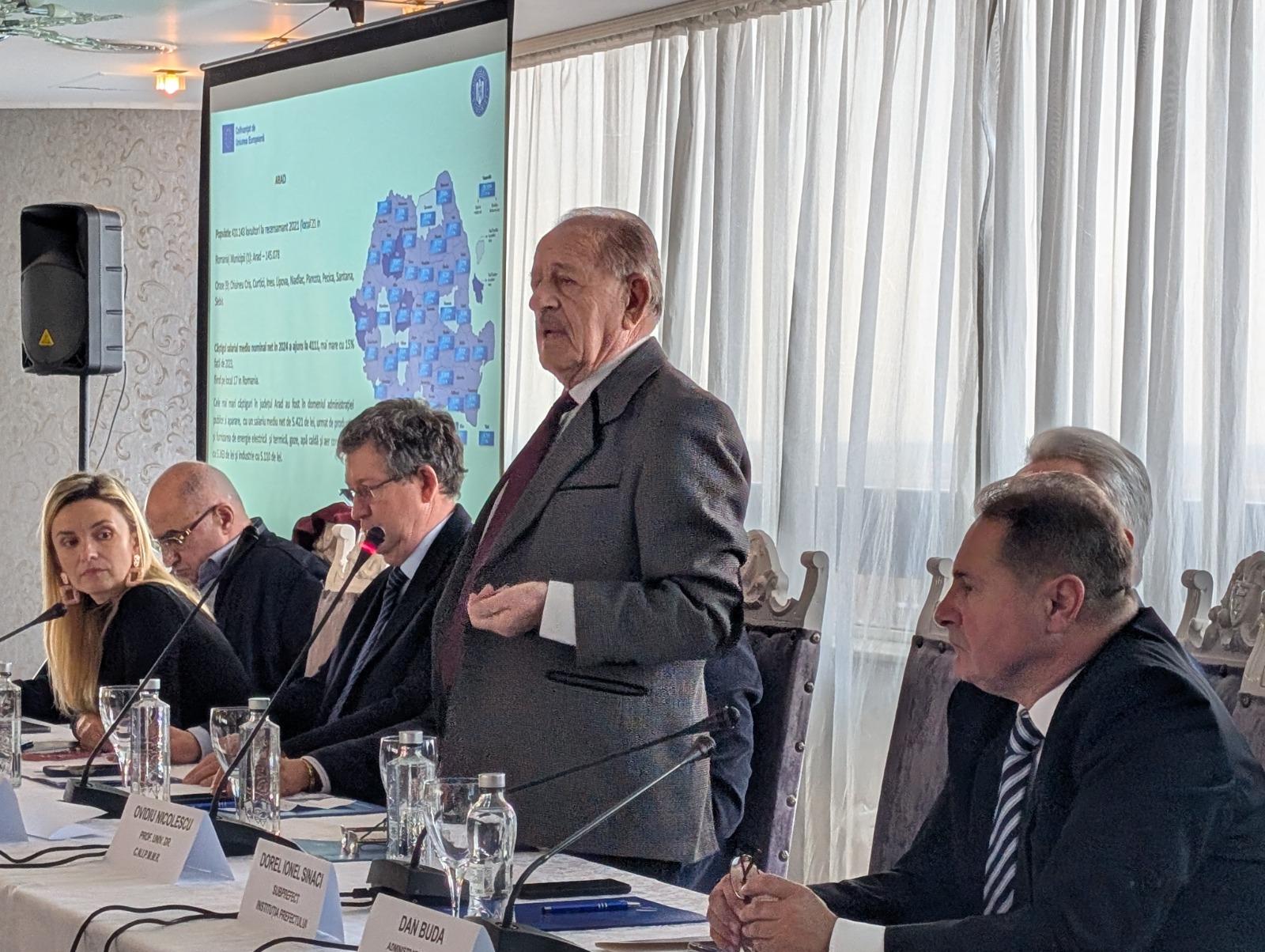 49f1f1ec-5ddf-4425-9189-bd84c82ab301