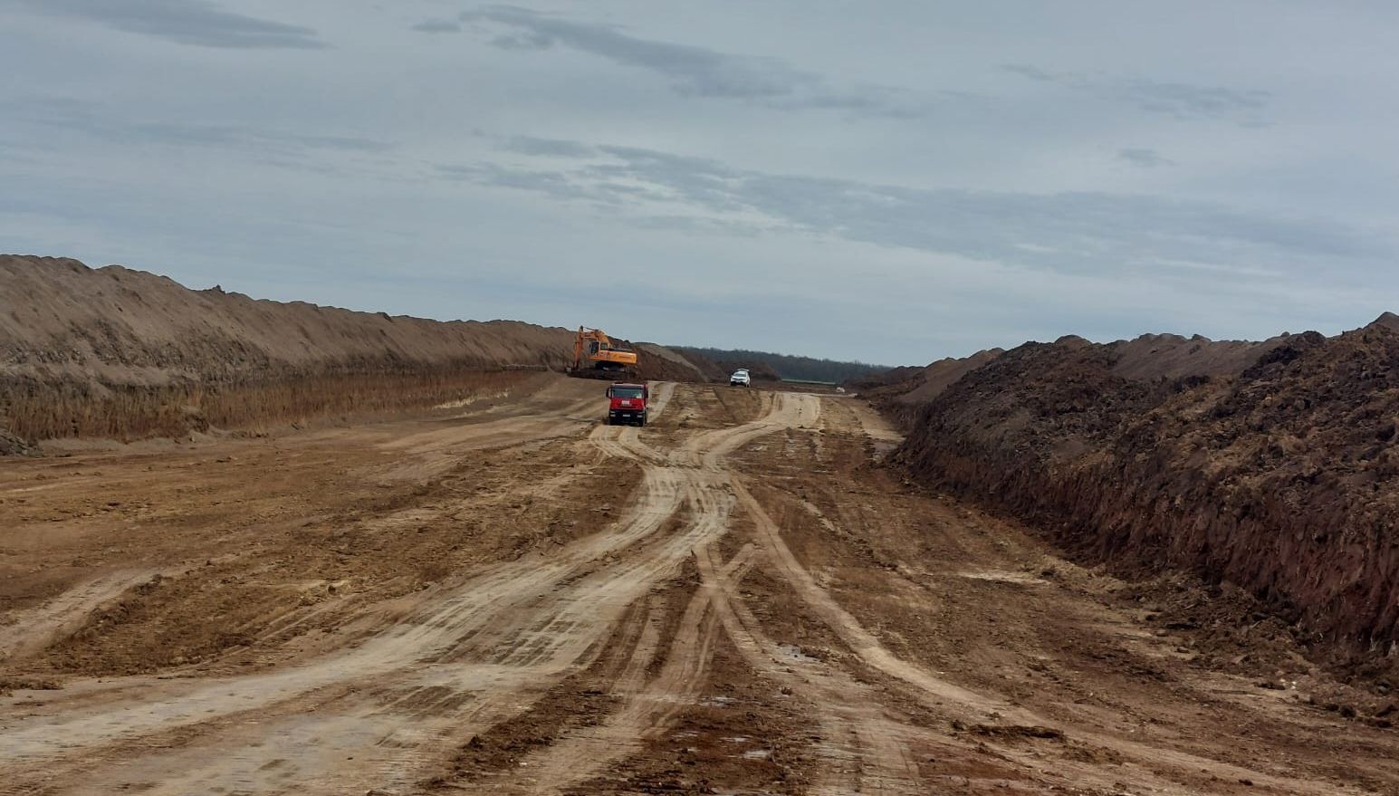 480961726_964239485797612_4191397817399209861_n