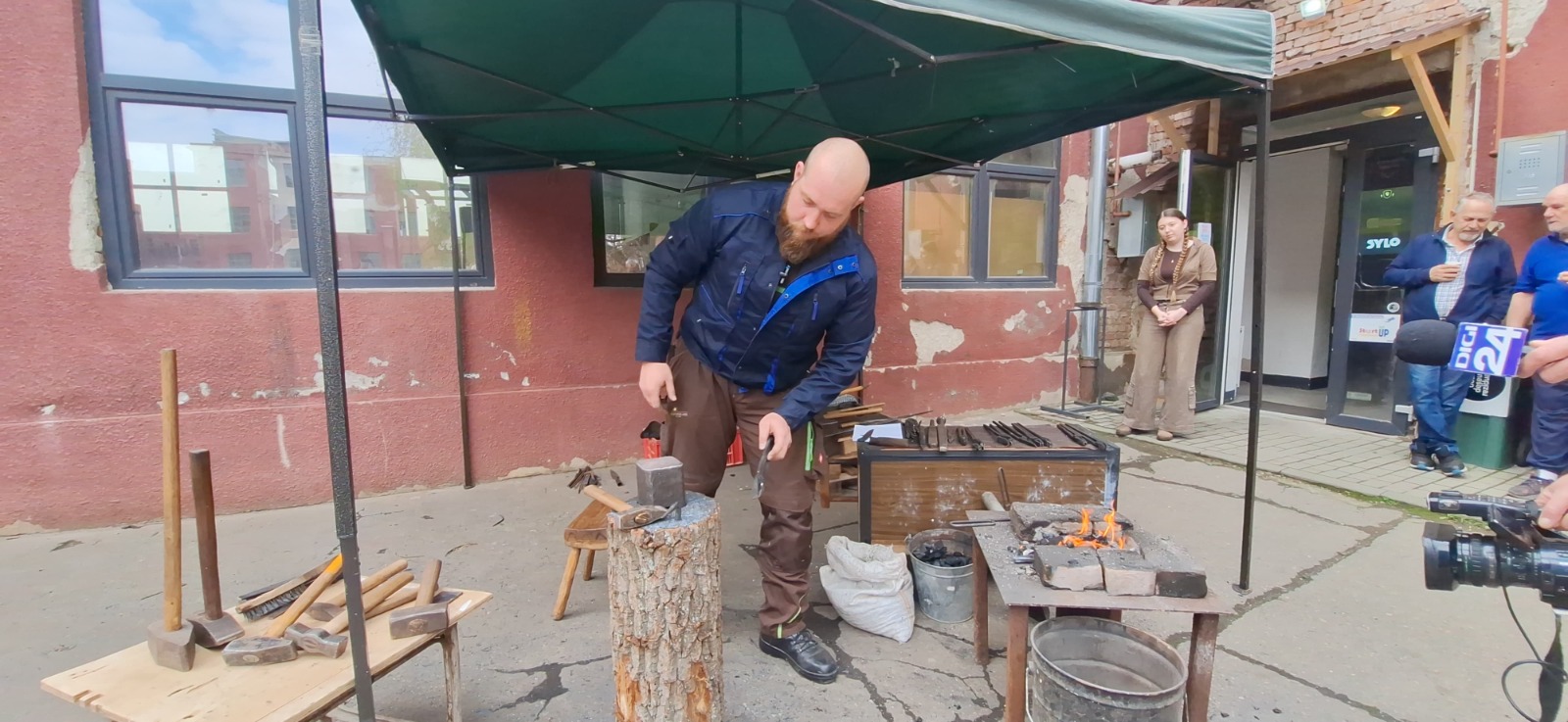 WhatsApp Image 2025-03-31 at 15.56.23 (2)