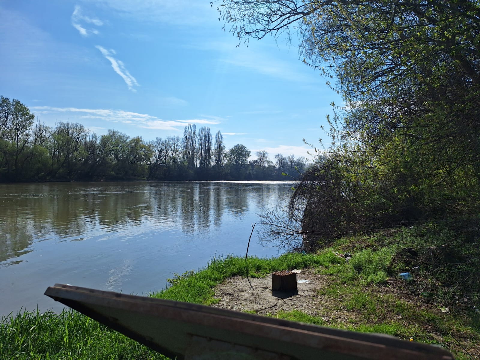 ce2bbaa5-a8a2-4e12-8b94-d451e55c2f5d