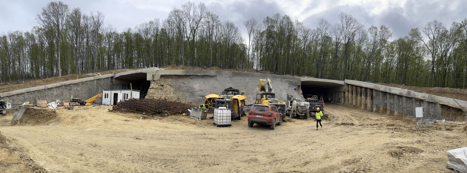 WhatsApp Image 2025-04-08 at 15.53.50 (4)