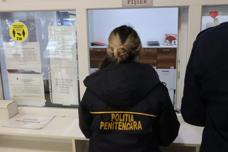 d475962c-6c1b-4ae2-a947-e67882c6d898-768x511