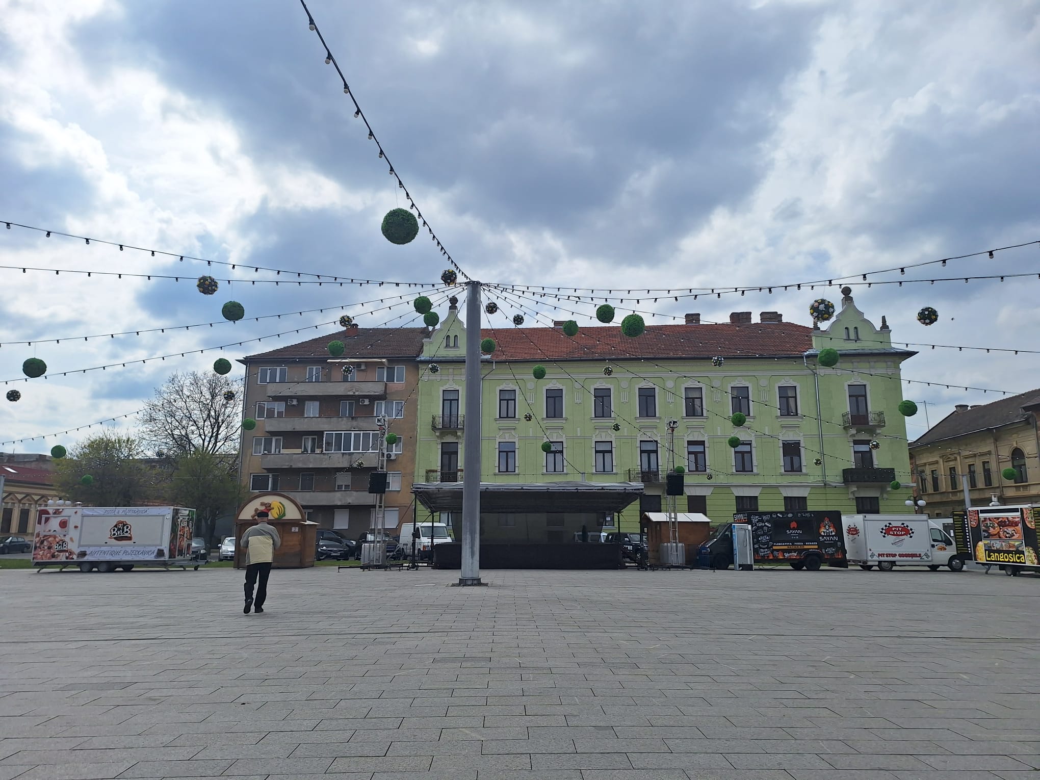 e1d1f31a-5d18-492f-8dbd-3ec11b0e5b8e