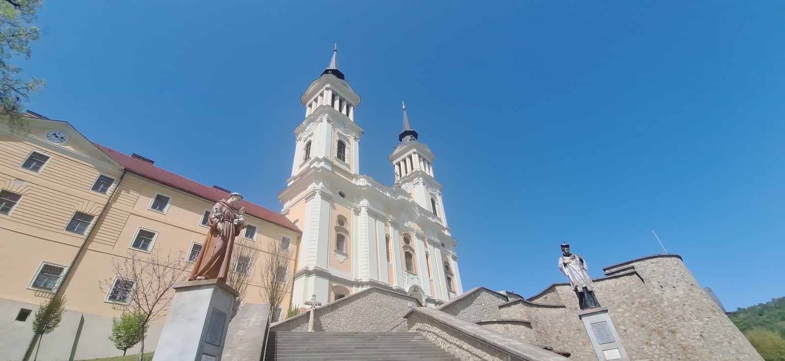 WhatsApp Image 2025-04-21 at 15.48.30 (3)