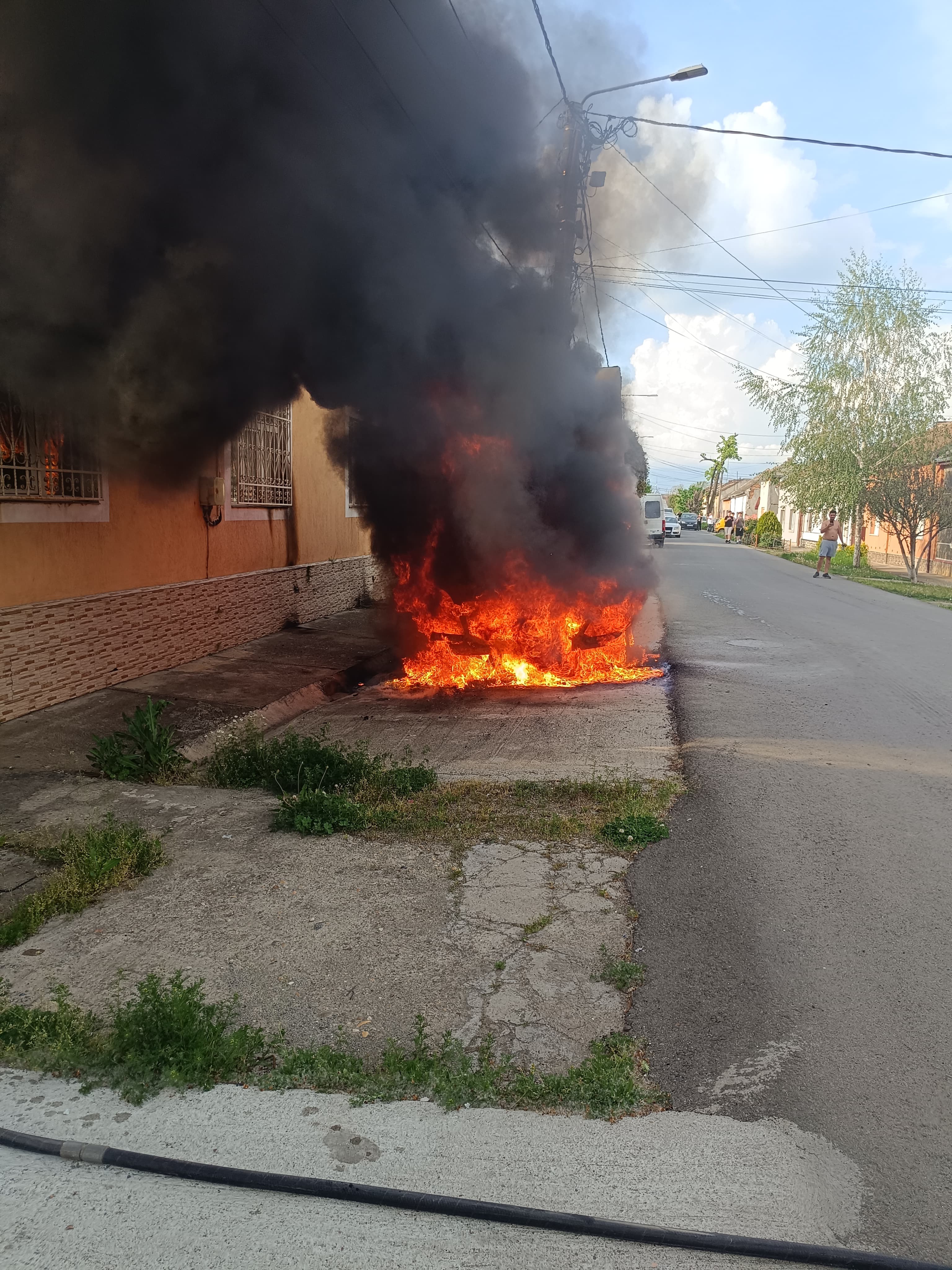 WhatsApp Image 2025-04-23 at 19.02.54 (1)