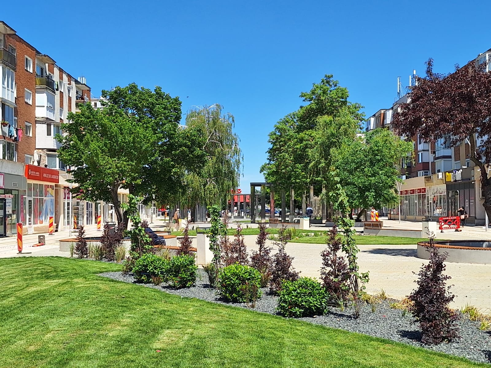 WhatsApp Image 2025-05-10 at 13.57.28 (1)